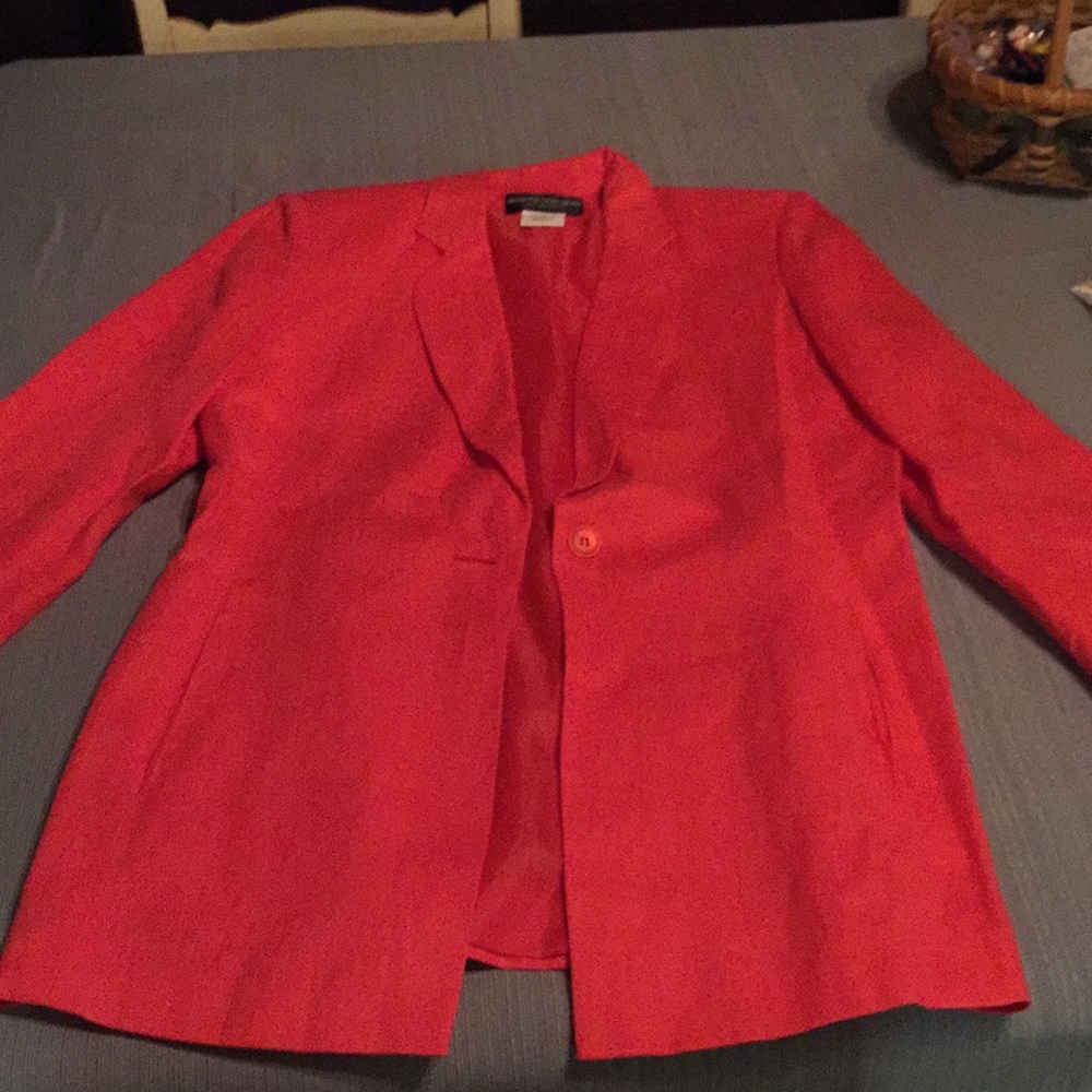 Benard Holtzman 2 piece coral suit